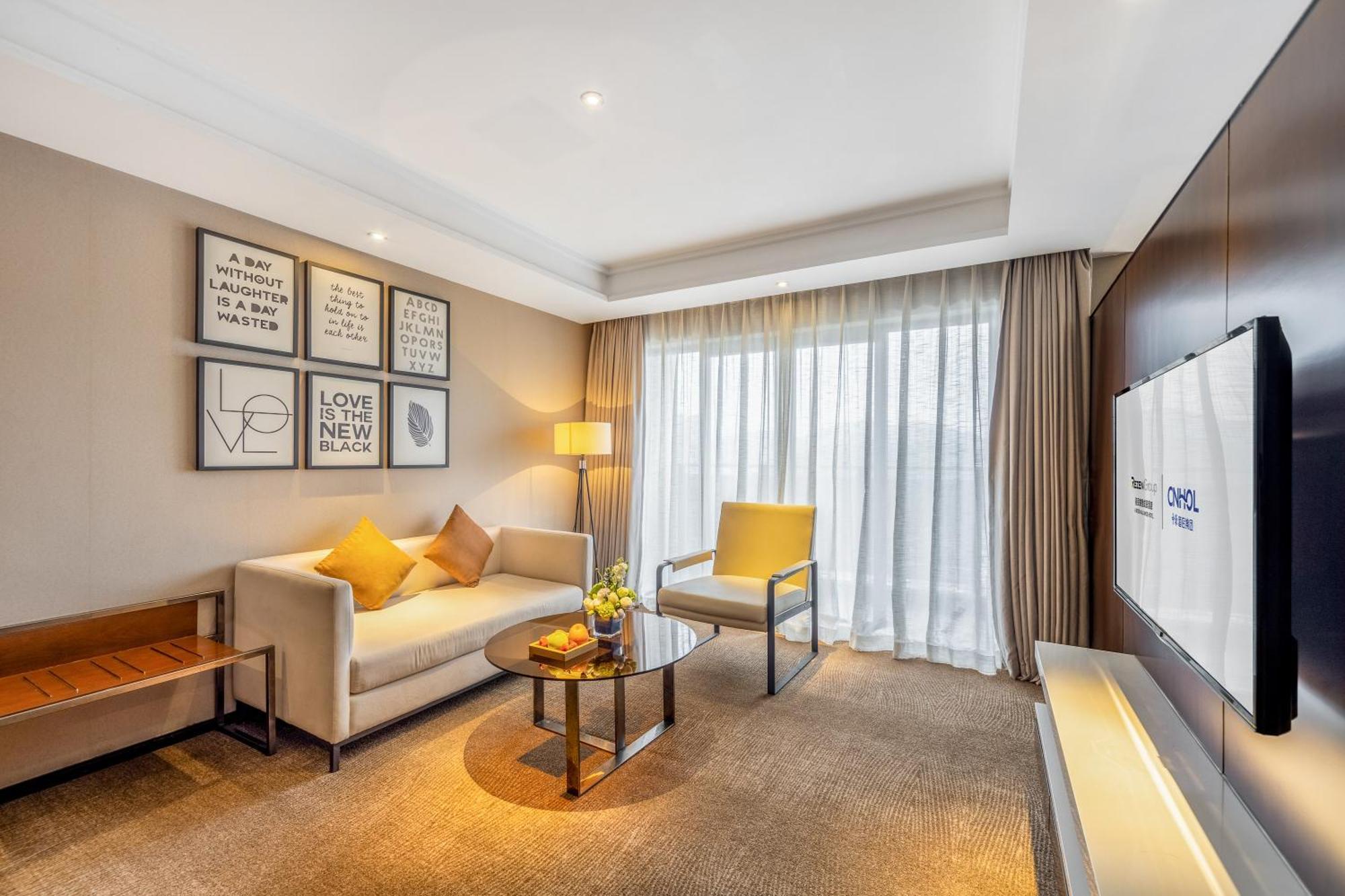 Zhonghao International Hotel Шеньчжень Екстер'єр фото