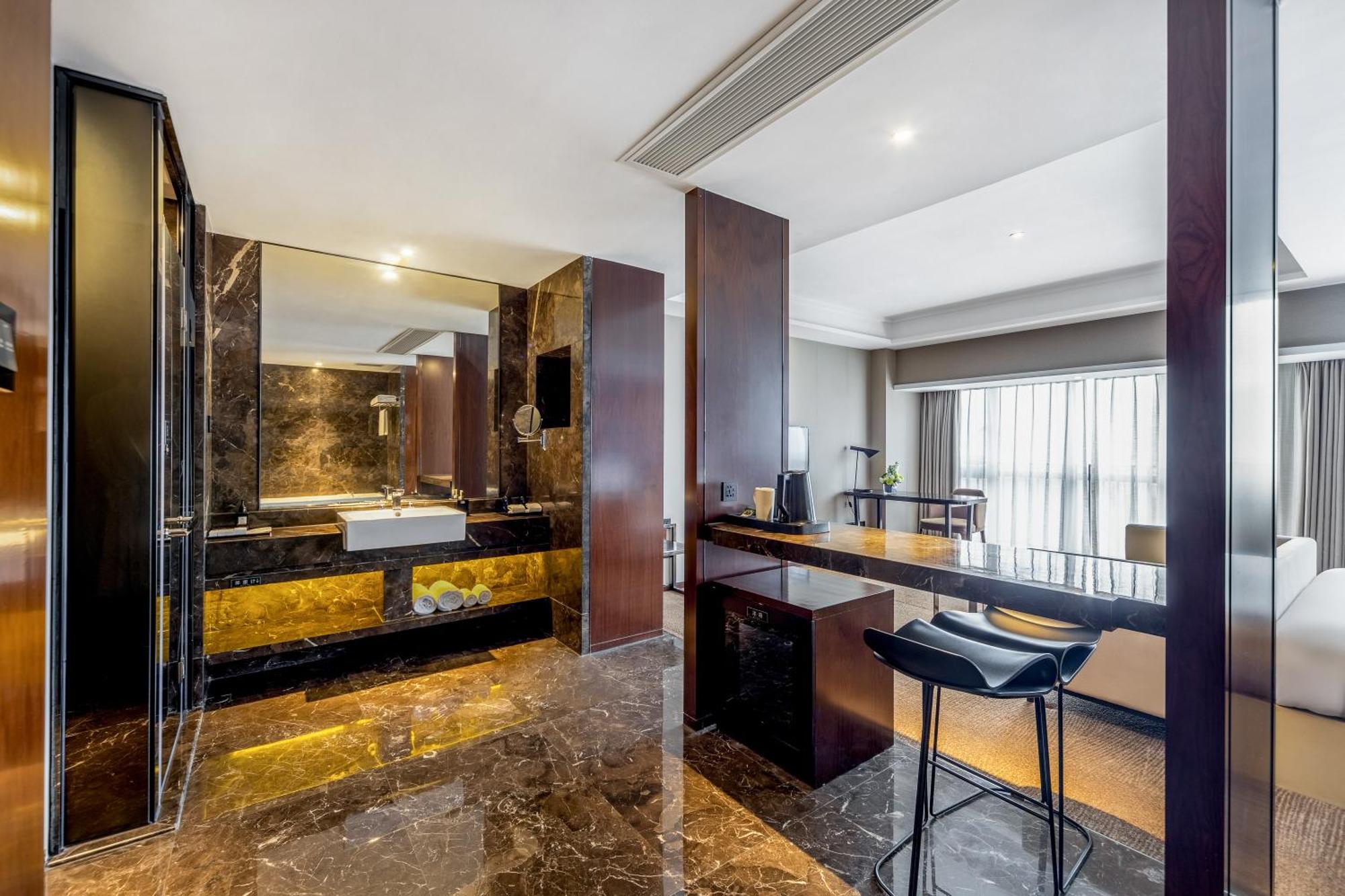 Zhonghao International Hotel Шеньчжень Екстер'єр фото
